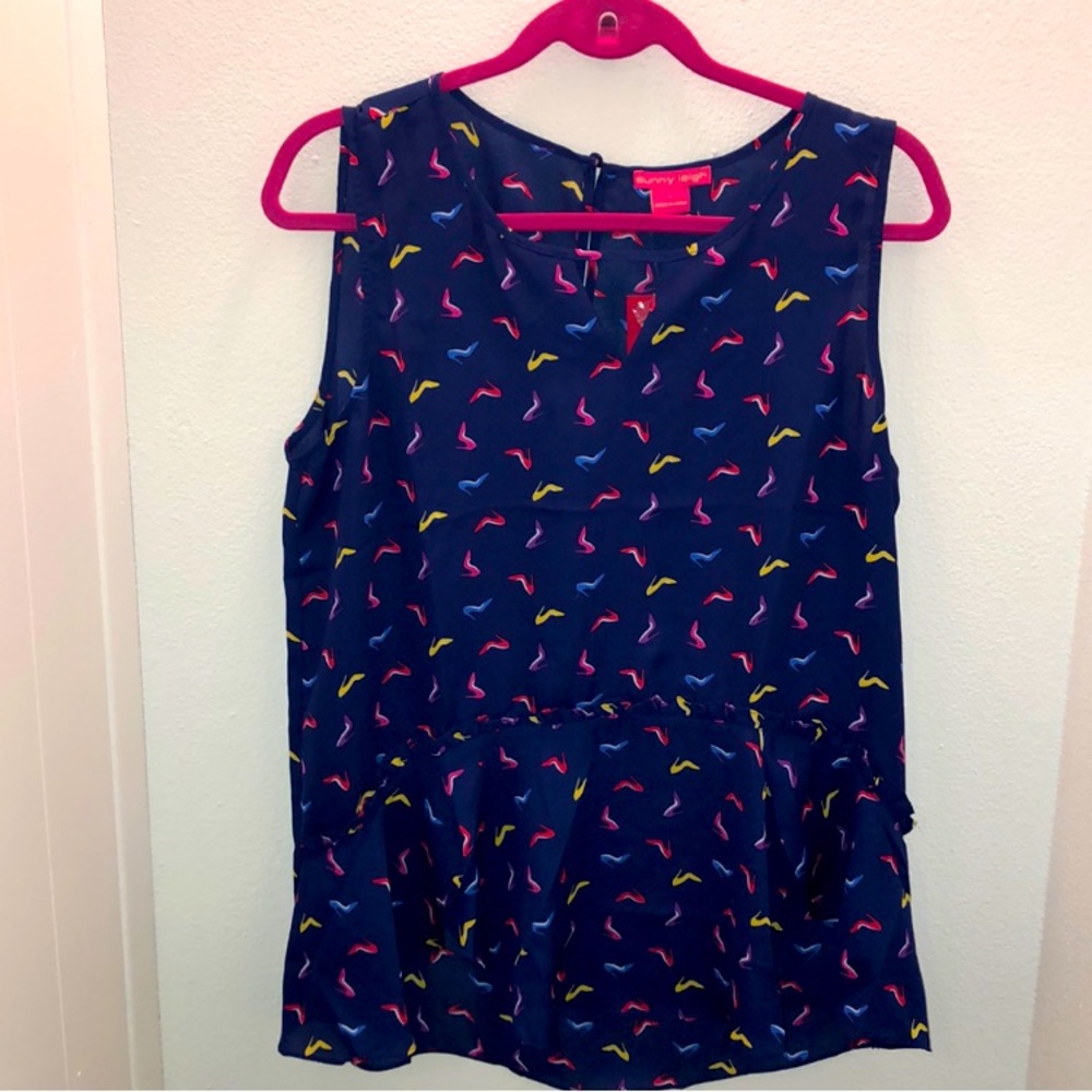 NWT High heels print business top